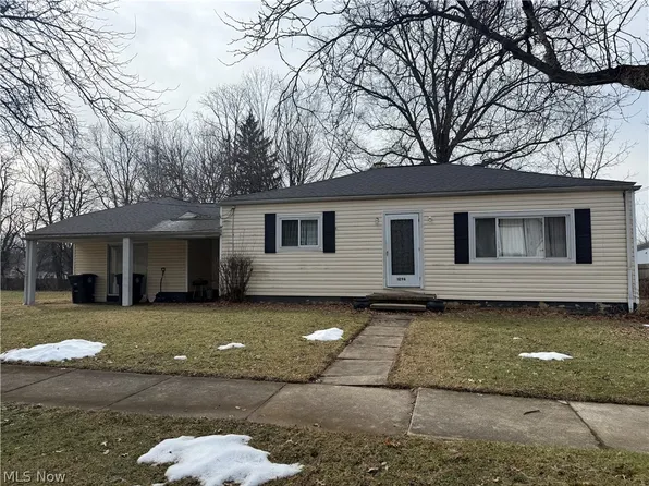 1296 Harmon Ave, Akron, OH 44307