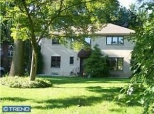 1059 Edison Ave, Philadelphia, PA 19116