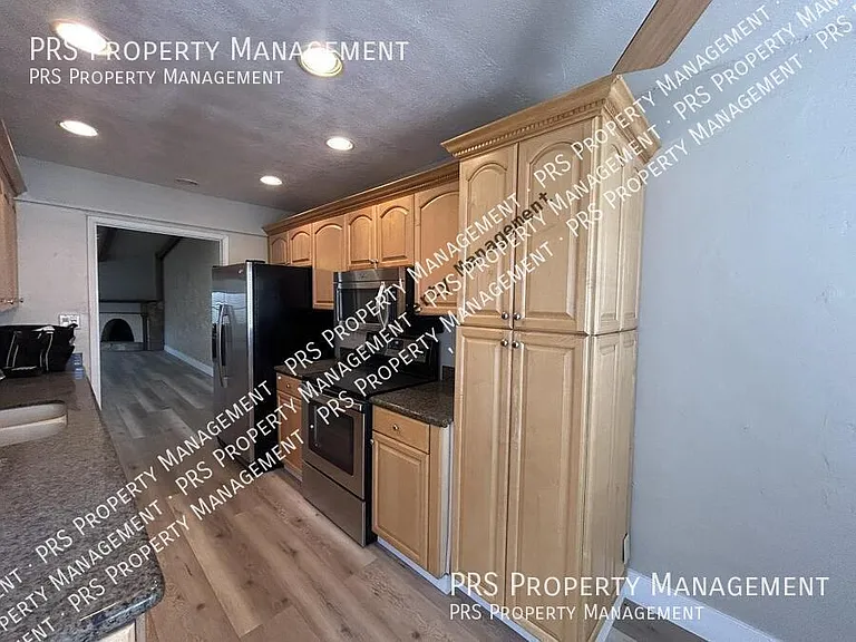 5100 N Miller Rd #11 — Photo 15
