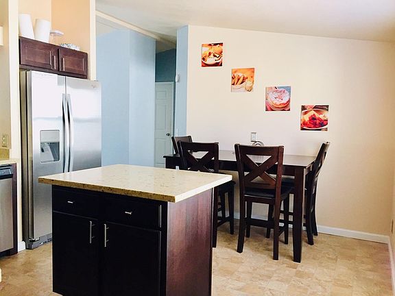 4th image of 1399 Sacramento Ave Unit 68
