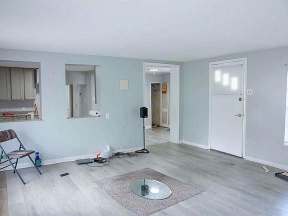 2nd image of 133 Mulberry Rd