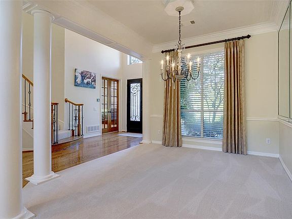 5th image of 3101 Clear Lake Ln