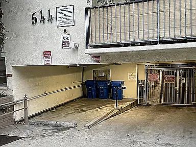2nd image of 544 S Saint Andrews Pl APT 405