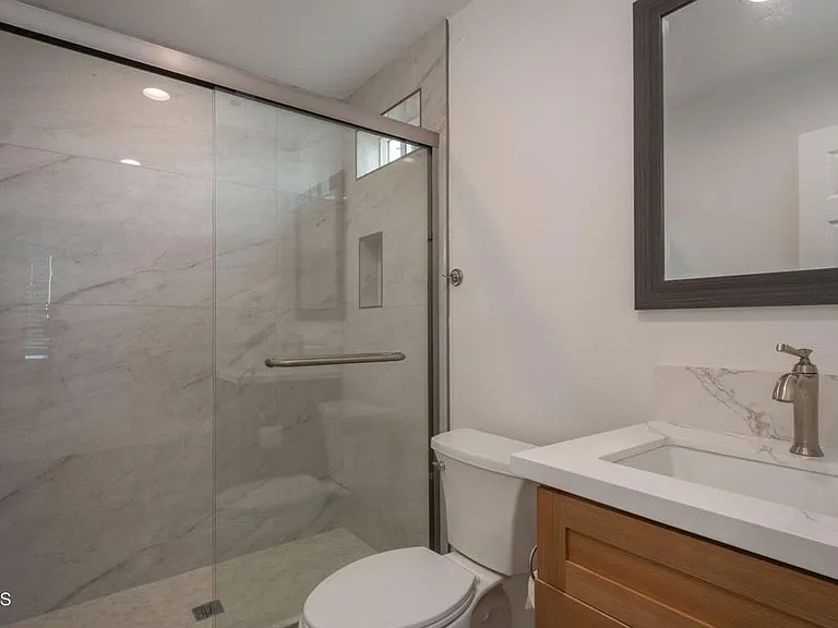 1004 Jurymast Dr #2 — Photo 6