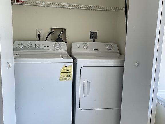 5th image of 1811 Woodbrooke Dr