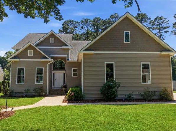 7609 Beechwood Dr, Lanexa, VA 23089