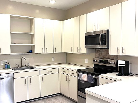 2nd image of 315 Goddard Ave #315