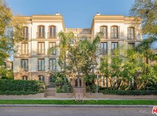132 S Crescent Dr APT 102, Beverly Hills, CA 90212