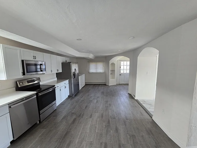 35 Hichborn St #1 — Photo 16