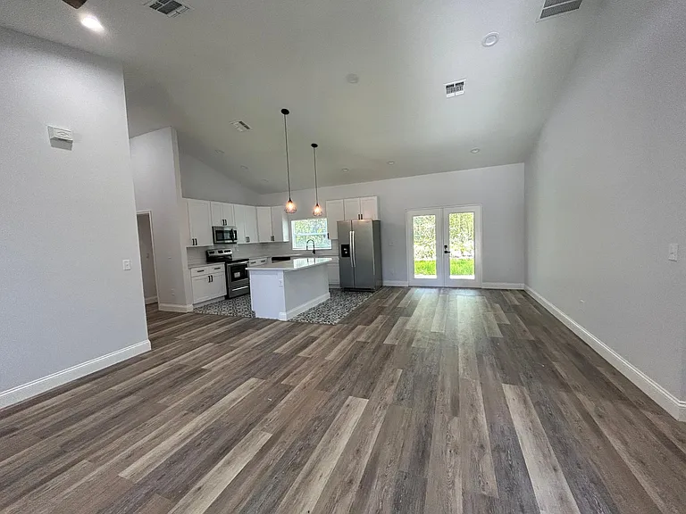 932 Marion Oaks Ln — Photo 8