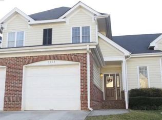 7602 Astoria Pl, Raleigh, NC 27612