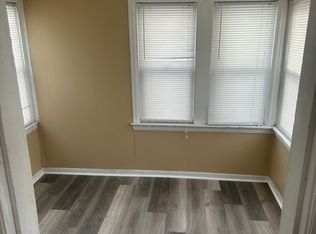 242 S Fraser Ave APT 2, Kankakee, IL 60901