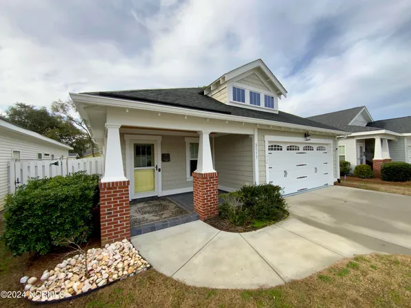 2117 Maple Leaf Drive, Southport, NC 28461