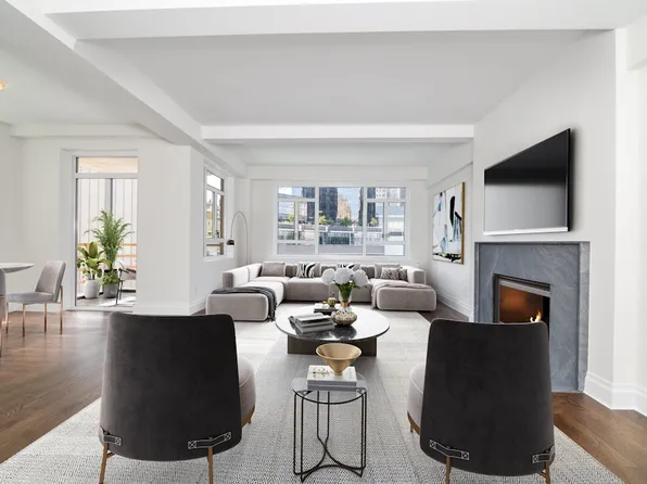 240 Central Park South image 4 of 22