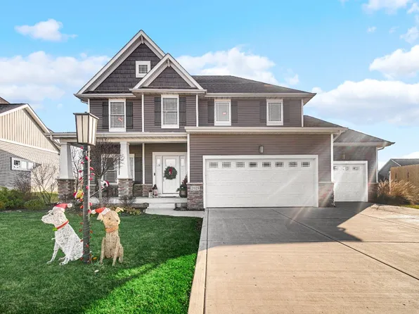 2025 Spruce Ln, Chesterton, IN 46304