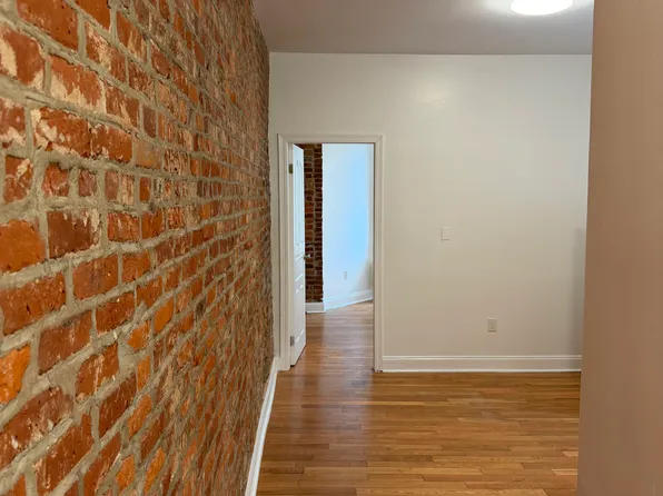 4441 Chestnut St #2F, Philadelphia, PA 19104