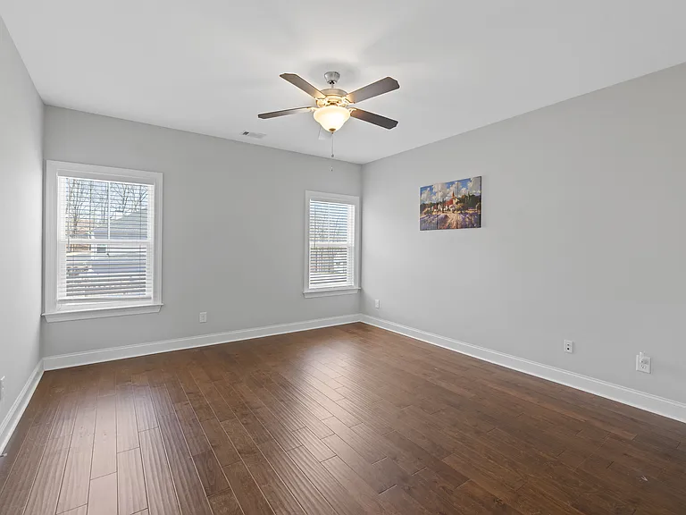 15 Hollyhock Ln — Photo 9