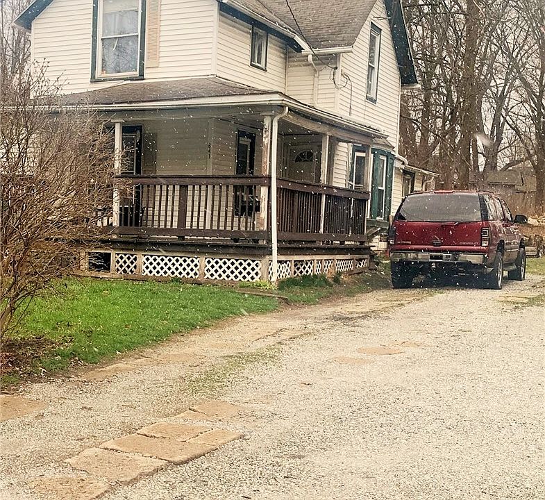 1st image of 641 Allyn St