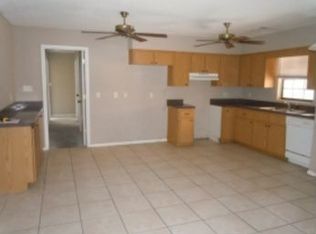 2100 Vine St, Leesburg, FL 34748