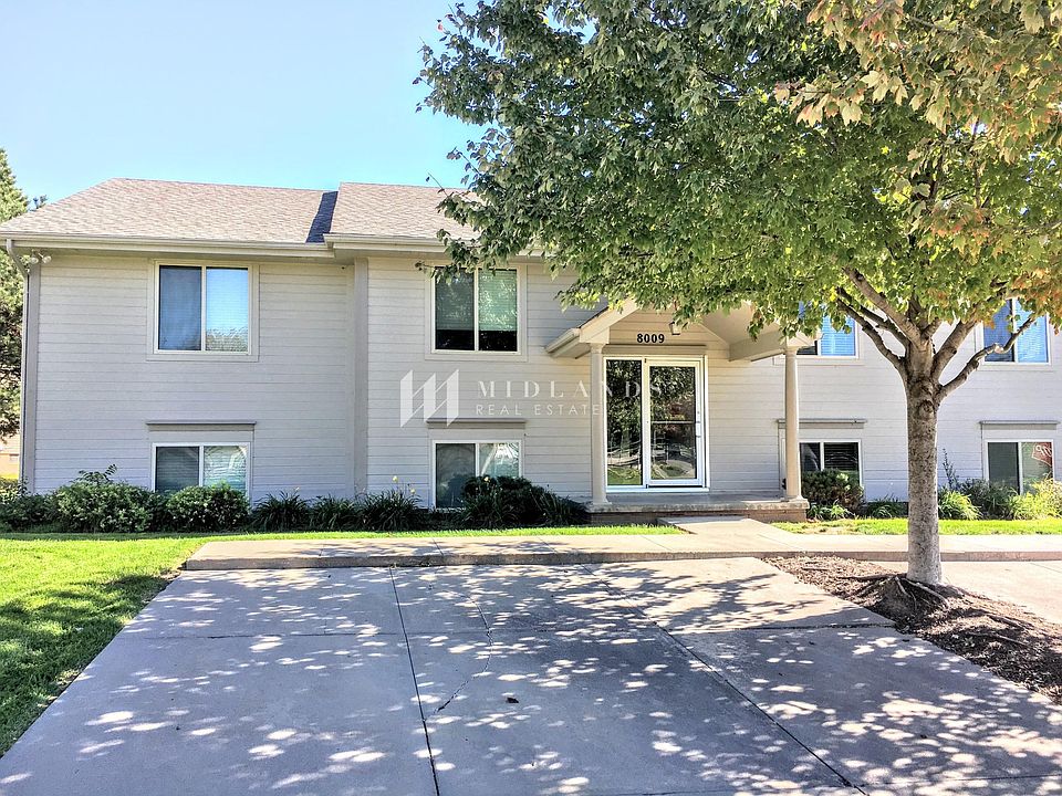 1st image of 8009 S 49th St APT 3
