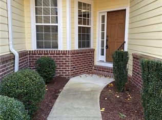 86 Pine Hawk Dr, Spring Lake, NC 28390