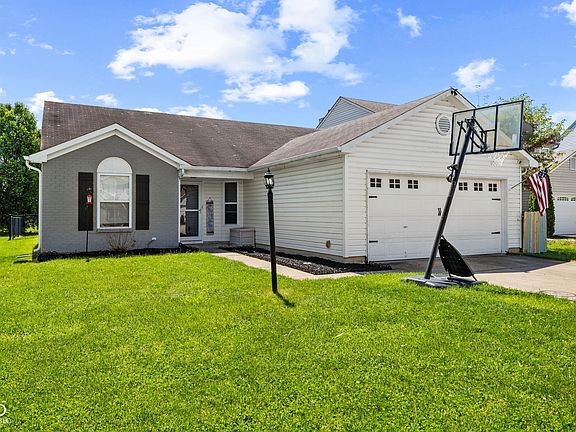 2nd image of 2227 Rolling Hill Ct