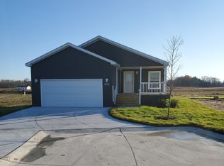 245 Bonita Ct, Lapeer, MI 48446