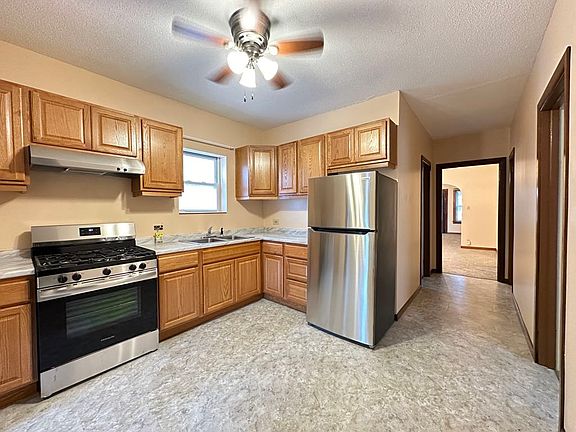 2nd image of 3423 W Evergreen Ave APT 2
