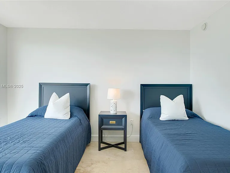 6917 Collins Ave #705 — Photo 18
