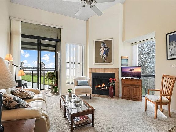 2nd image of 409 Laurel Cove Way