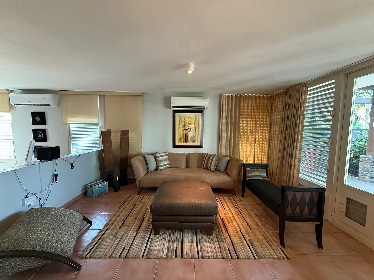 3 bed, 2050 sqft, $3,700 — Photo 4