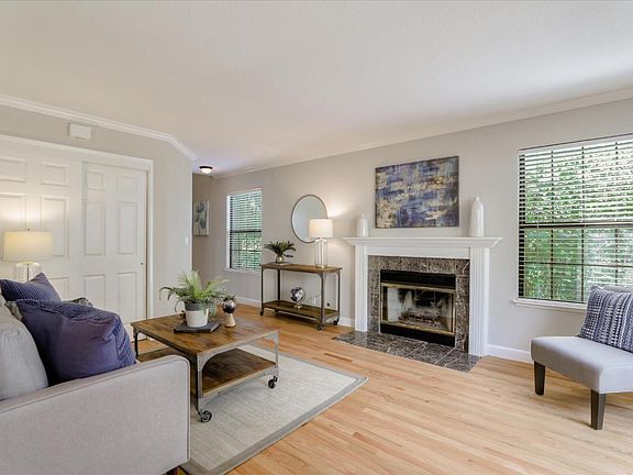 4th image of 2462 Rebecca Lynn Way