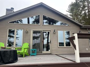 E1073 Whispering Pines Rd, Waupaca, WI 54981