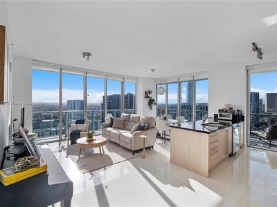 79 SW 12th St APT 2712, Miami, FL, 33130