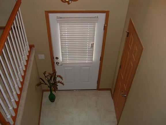 3rd image of 17214 Manderson St