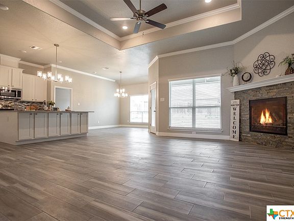 5th image of 1026 Winchester Dr