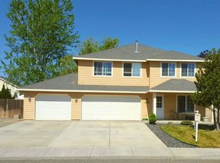 1700 W 35th Ave, Kennewick, WA 99337