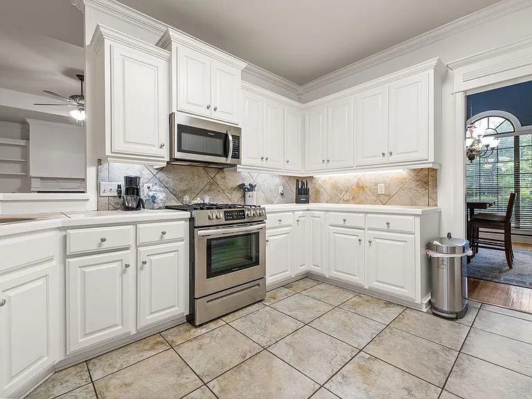 108 Bouriese Cir — Photo 13