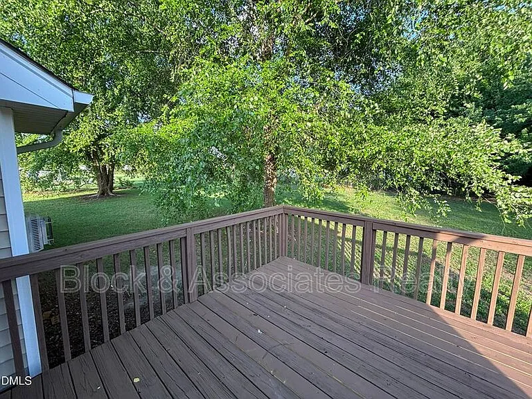 170 Devin Dr — Photo 31