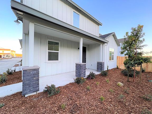 3rd image of 3189 Sunny Gate Ln