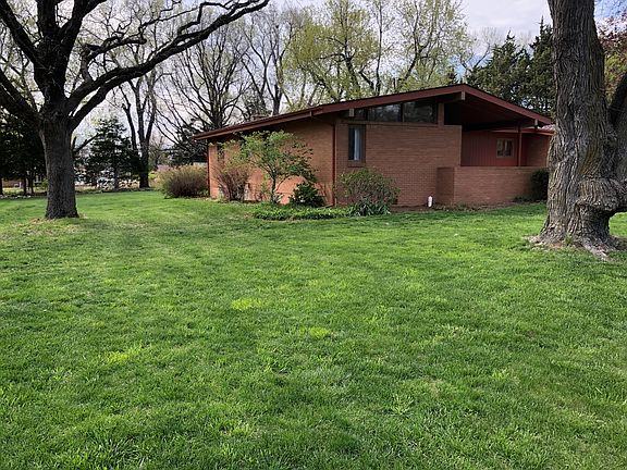2nd image of 12 Hillcrest Dr