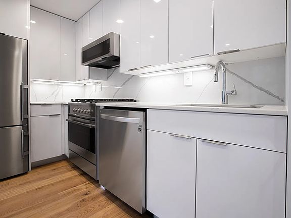 4th image of 92 Atlantic Ave #6