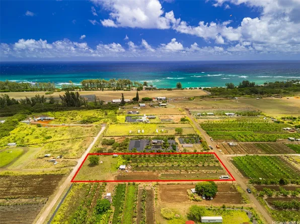 68-670 Farrington Hwy #10, Waialua, HI 96791