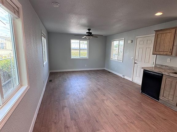 5th image of 152 O St #7