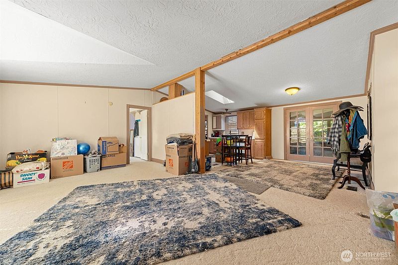 5th image of 11540 6th Avenue SE