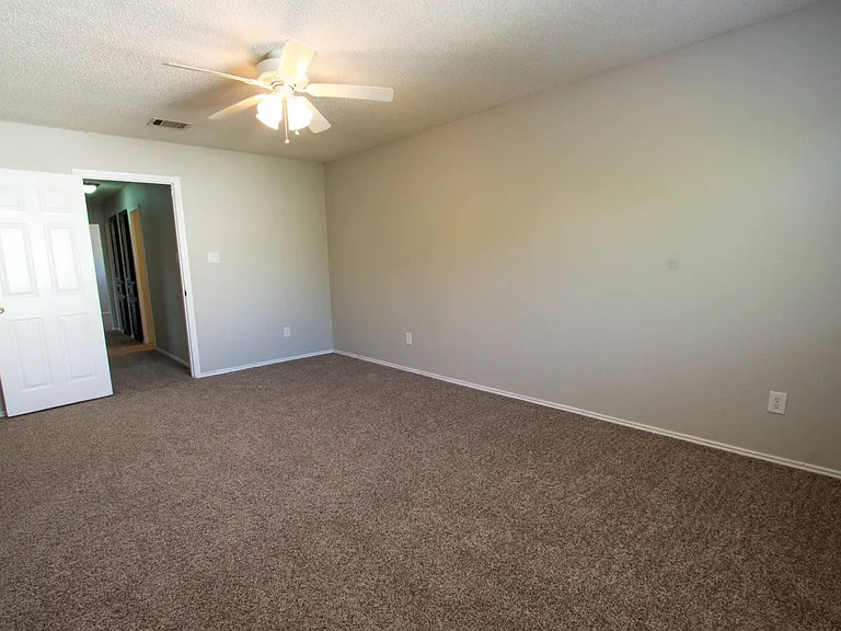 1809 Fawn Ridge Trl — Photo 29