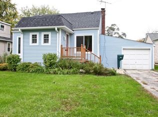1662 Webster Ln, Des Plaines, IL 60018
