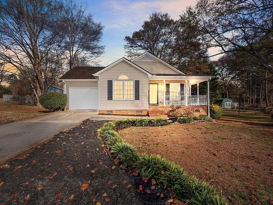 215 Boiling Springs Rd, Greer, SC 29650 Zillow