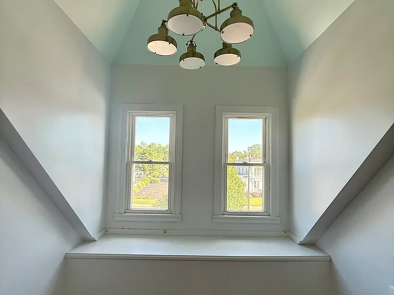 237 Elm St #2 — Photo 7
