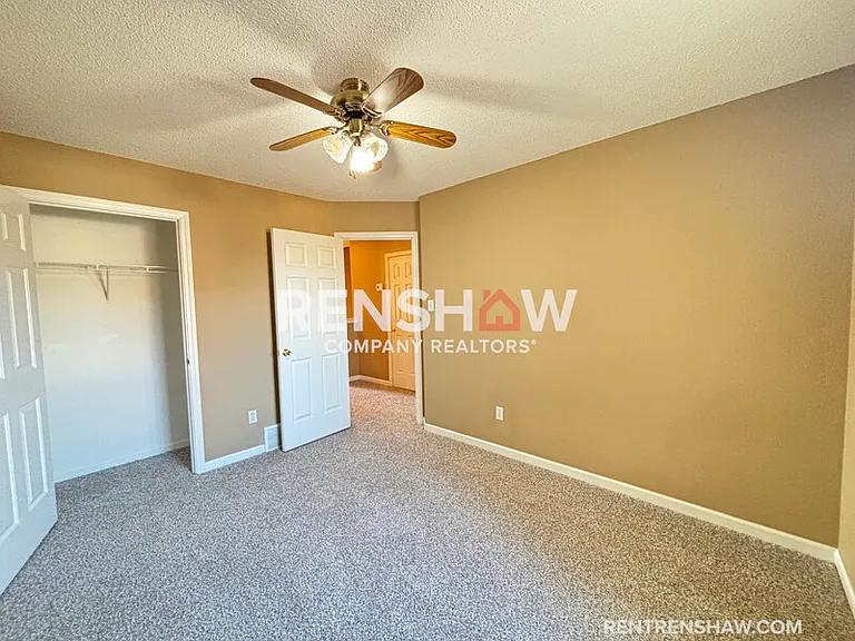 7845 Windy Willow Rd — Photo 10